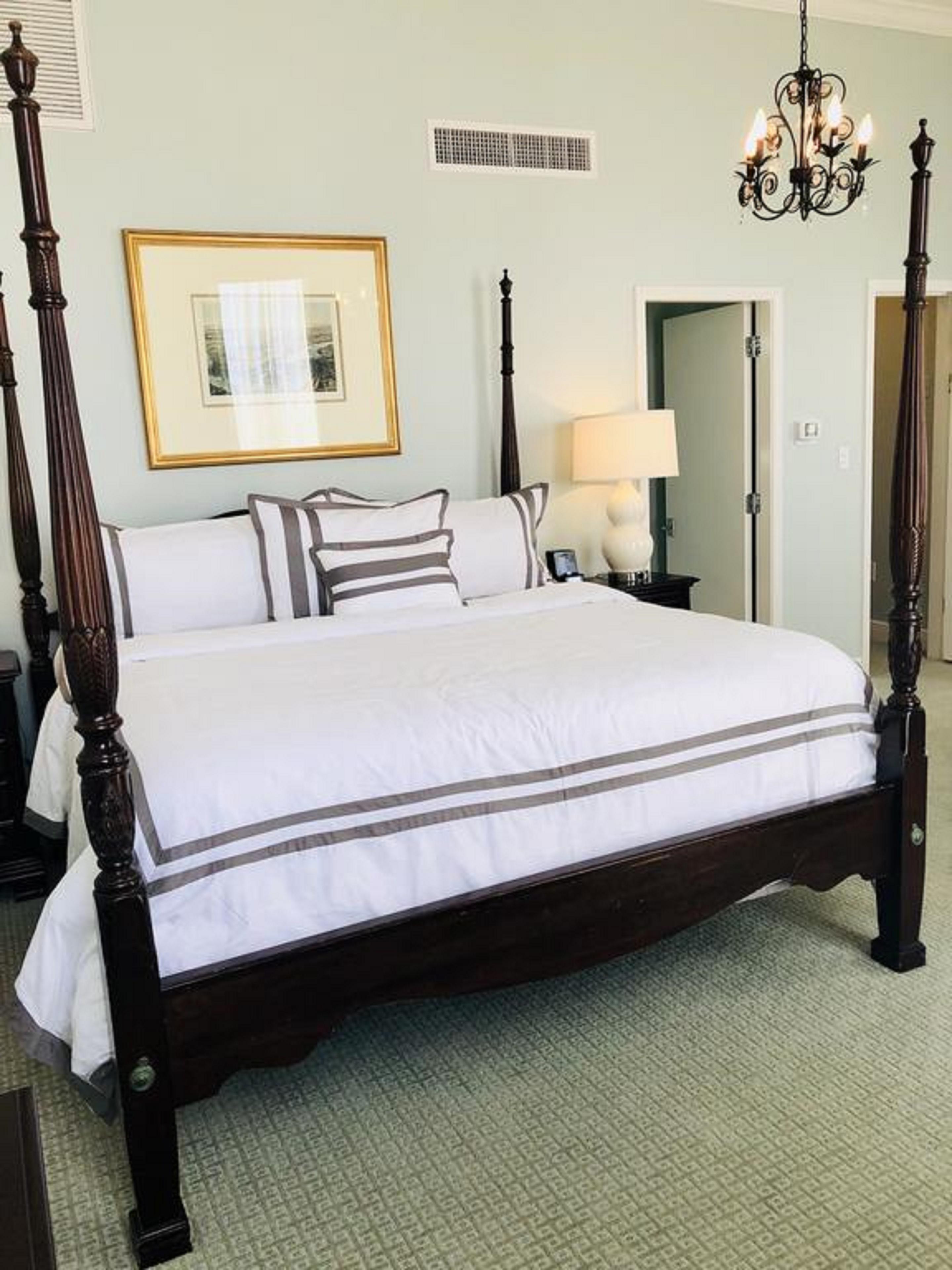 Bienville House 3*